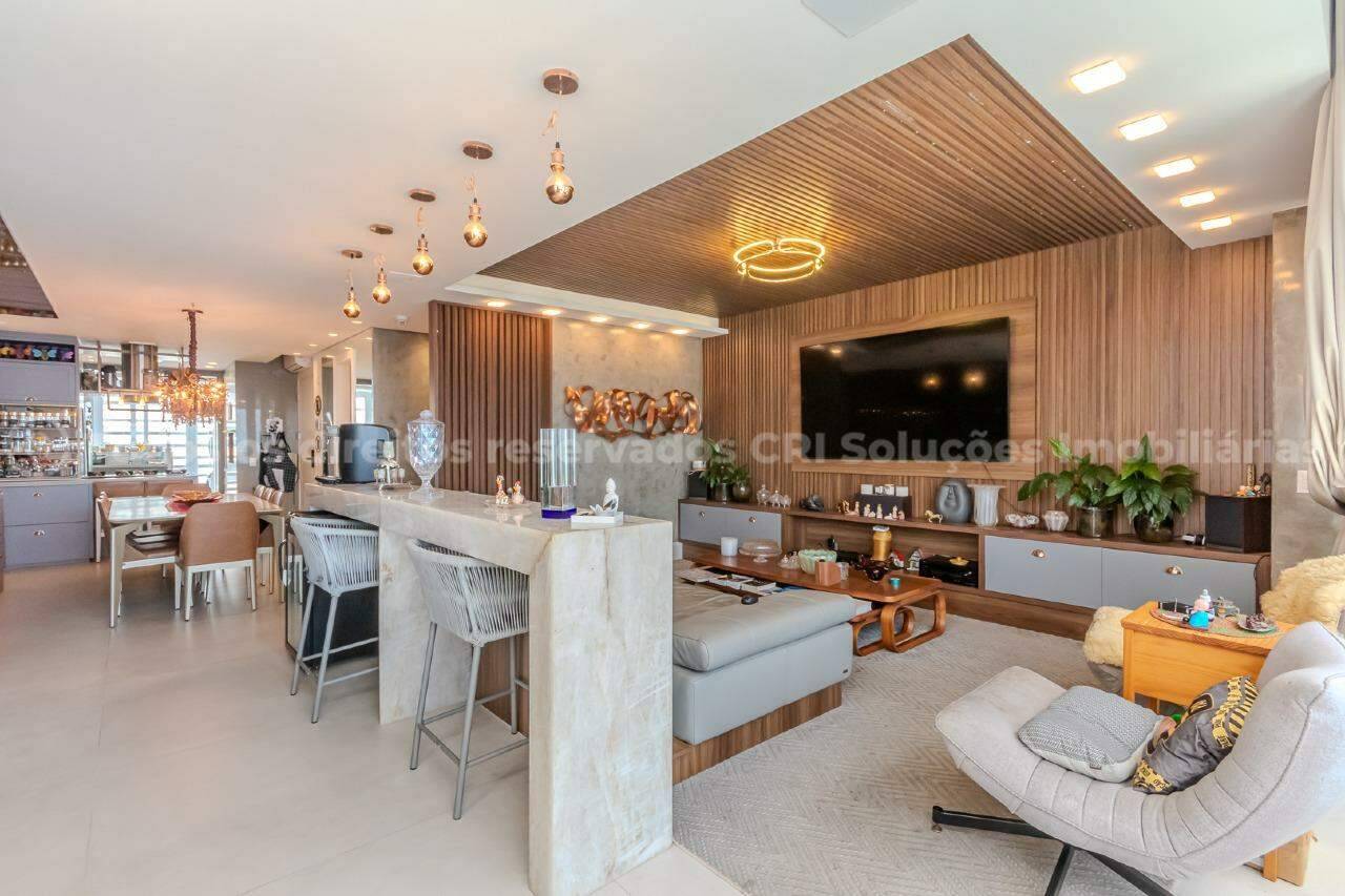 Foto do imóvel Apartamento Vista mar á venda com 04 suítes no Edifício Splendido em Balneário Camboriú