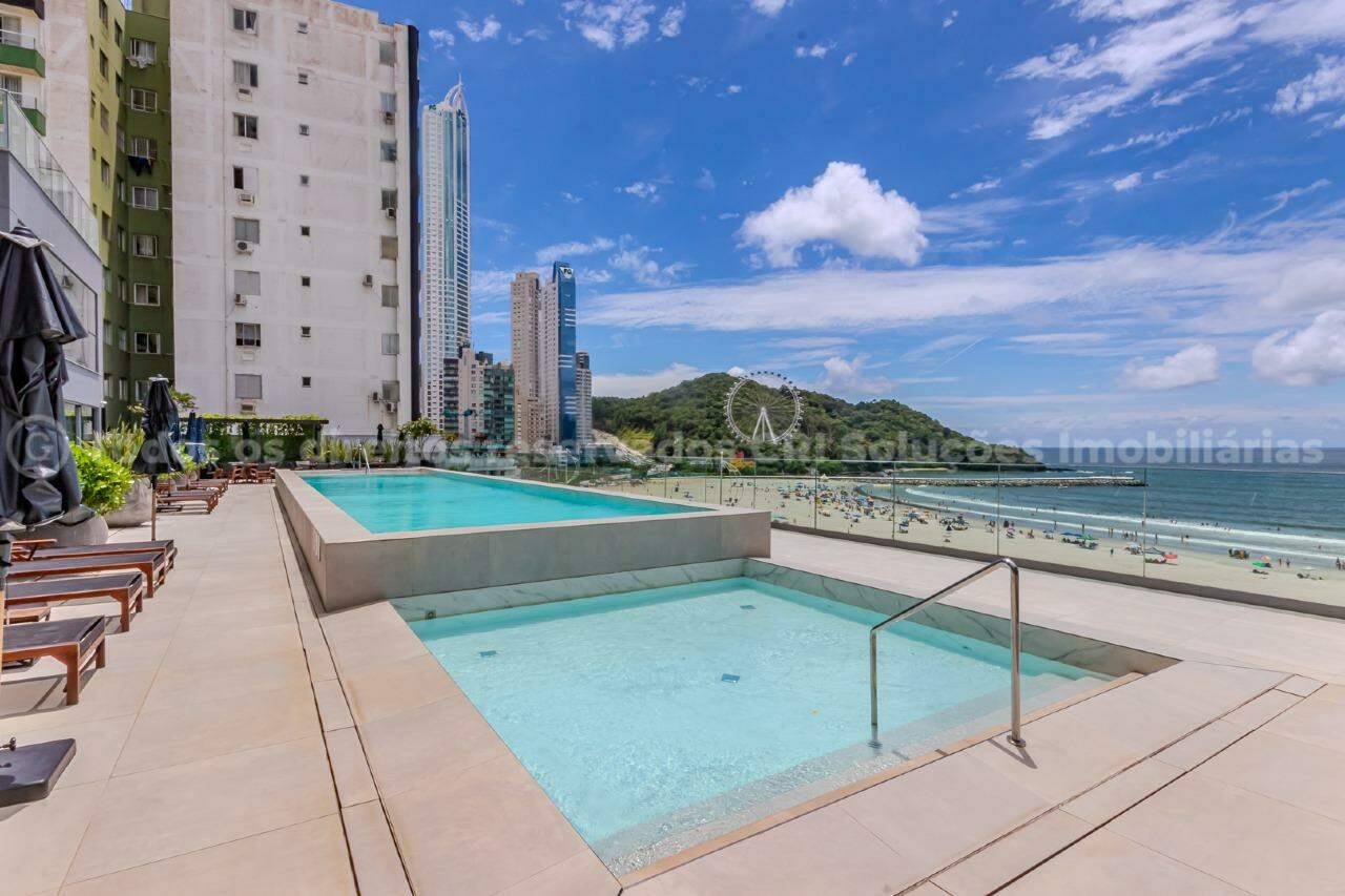 Foto do imóvel Apartamento Vista mar á venda com 04 suítes no Edifício Splendido em Balneário Camboriú