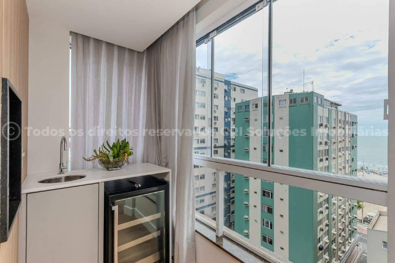 Foto do imóvel Apartamento 3 dormitórios no Edifício Pietro Zanella na Avenida Atlântica Balneário Camboriú