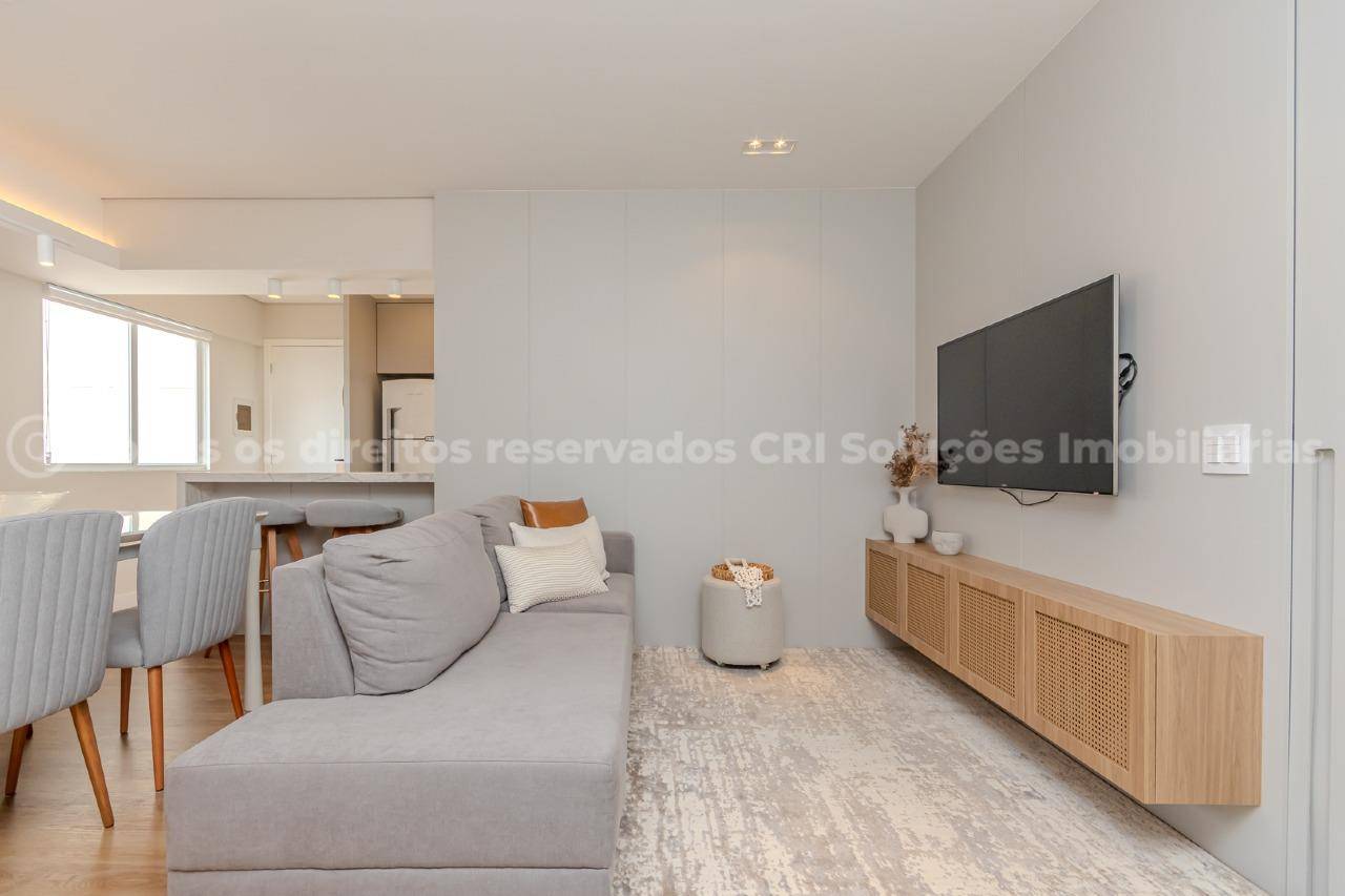 Foto do imóvel Apartamento 3 dormitórios no Edifício Pietro Zanella na Avenida Atlântica Balneário Camboriú
