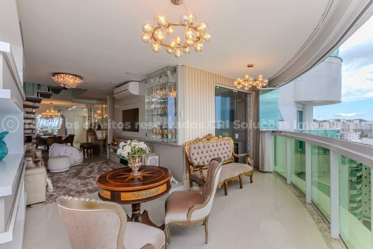 Foto do imóvel Cobertura Duplex com 3 Suítes à Venda no Brava Beach Aroeira na Praia Brava em Itajaí