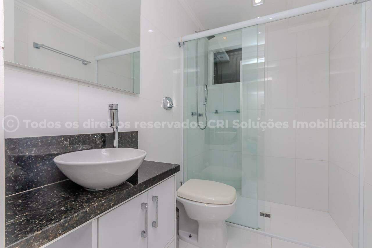 Foto do imóvel Apartamento Mobiliado Vista Mar á venda com 03 dormitórios no Edifício Torre de San Francisco na Barra Sul