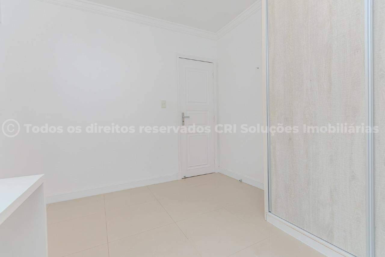 Foto do imóvel Apartamento Mobiliado Vista Mar á venda com 03 dormitórios no Edifício Torre de San Francisco na Barra Sul