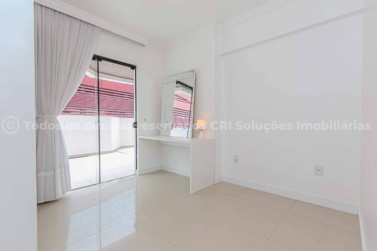 Foto do imóvel Apartamento Mobiliado Vista Mar á venda com 03 dormitórios no Edifício Torre de San Francisco na Barra Sul
