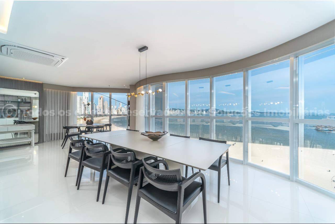 Foto do imóvel Apartamento Mobiliado Frente Mar á venda com 04 suítes no Edifício Ibiza Towers em Balneário Camboriú