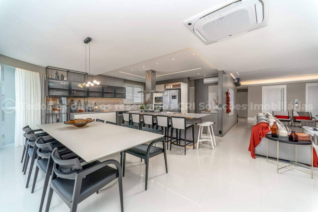 Foto do imóvel Apartamento Mobiliado Frente Mar á venda com 04 suítes no Edifício Ibiza Towers em Balneário Camboriú