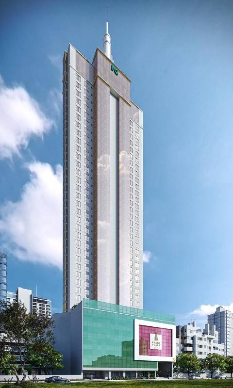 Foto do imóvel Apartamento de alto-padrão com 4 suítes e 4 vagas de garagem á venda no Edifício Grand Place em Balneário Camboriú