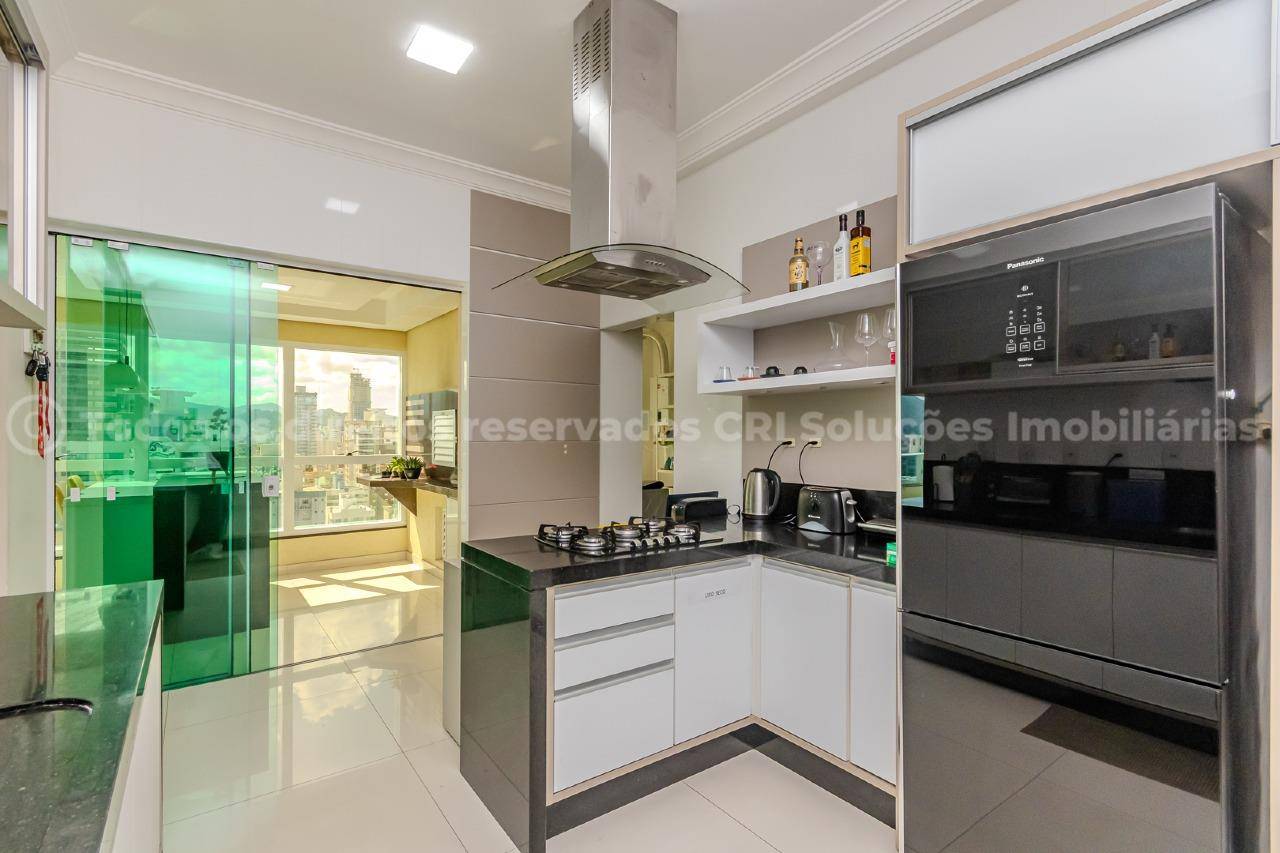 Foto do imóvel Apartamento 5 Suítes Mobiliado à Venda no Edifício Imperial Palace – Meia Praia-Itapema