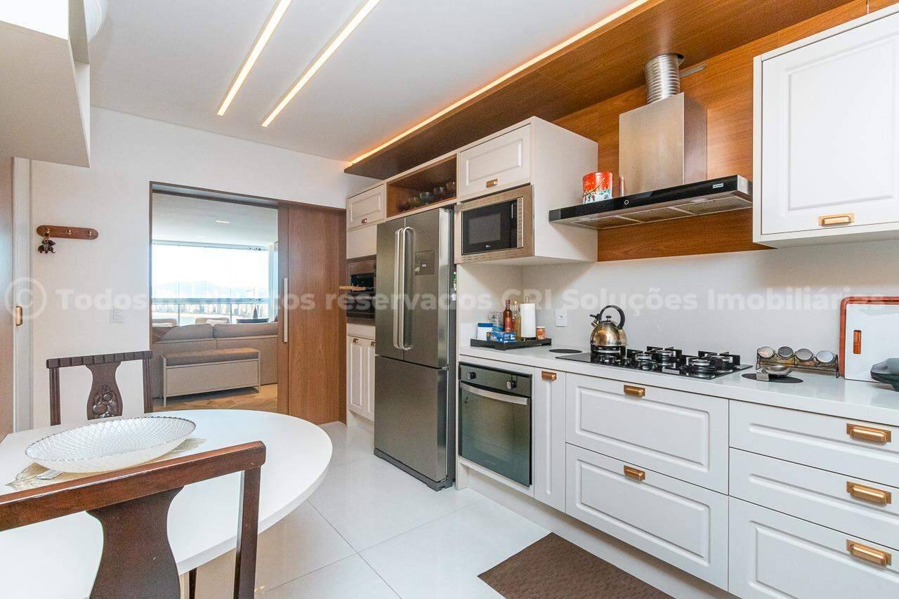 Foto do imóvel Apartamento 4 Suítes no Edifício Italian no Bairro Pioneiros Balneário Camboriú