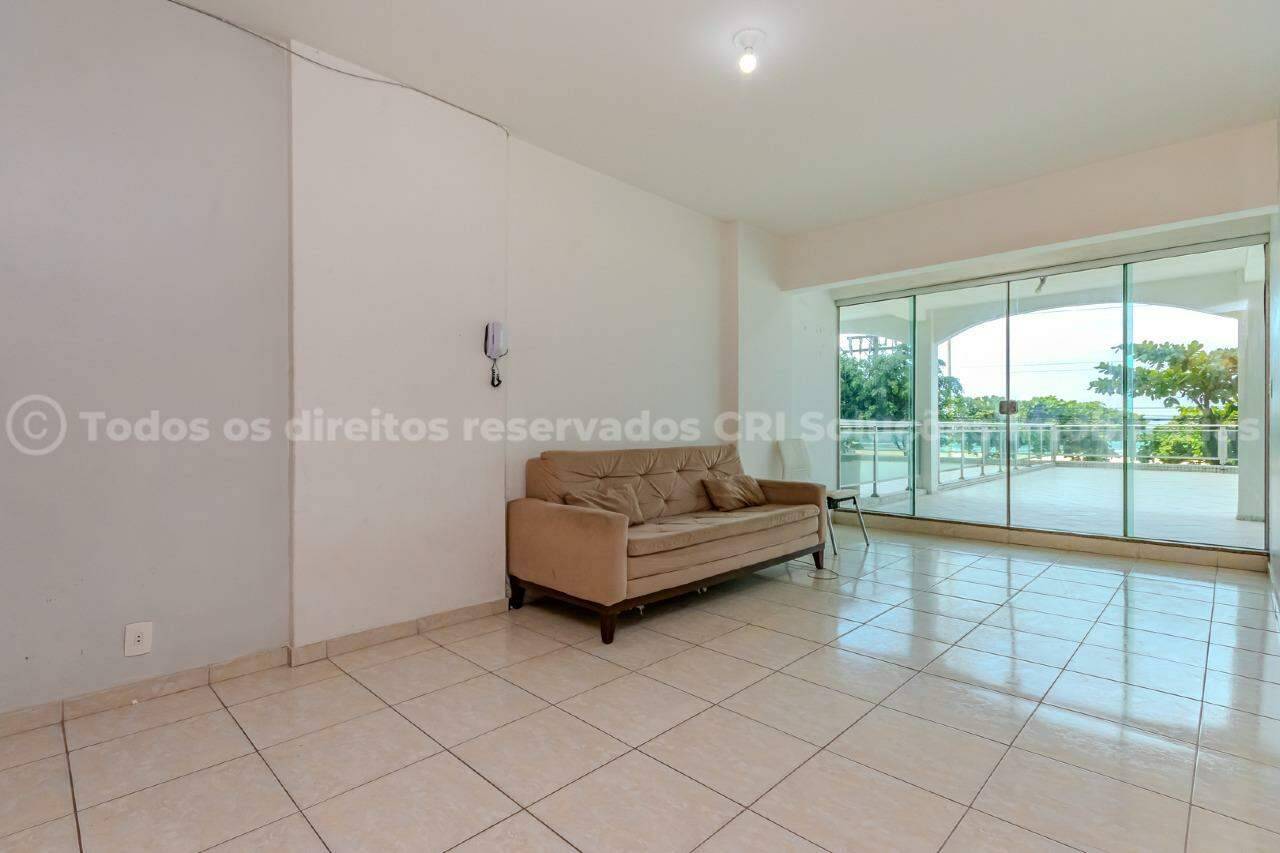Foto do imóvel Apartamento Frente Mar á venda com 03 dormitórios no Edifício Albany em Balneário Camboriú