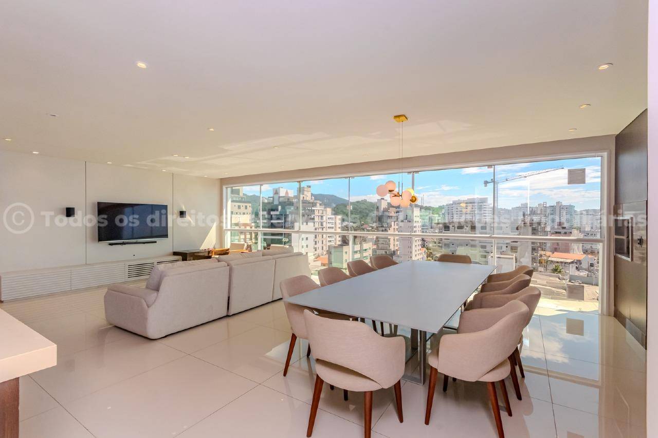 Foto do imóvel Apartamento mobiliado no Mirage Residence Praia Brava com 4 suítes e vista para o mar