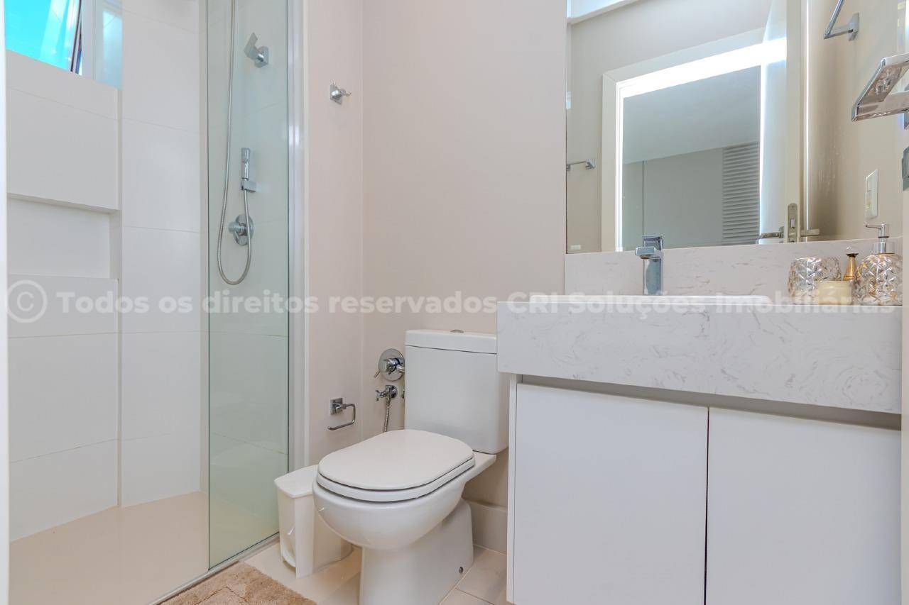 Foto do imóvel Apartamento mobiliado no Mirage Residence Praia Brava com 4 suítes e vista para o mar