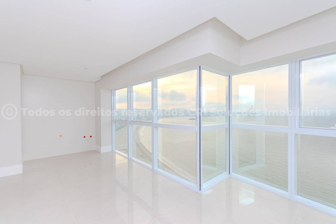 Apartamento Vista Mar com 04 Suítes á venda no Edifício One Tower na Barra Sul em Balneário Camboriú