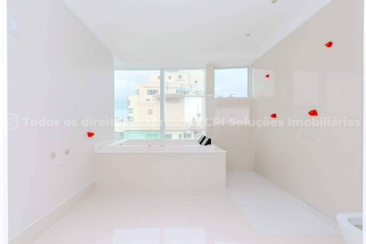 Foto do imóvel Apartamento Vista Mar com 04 Suítes á venda no Edifício One Tower em Balneário Camboriú