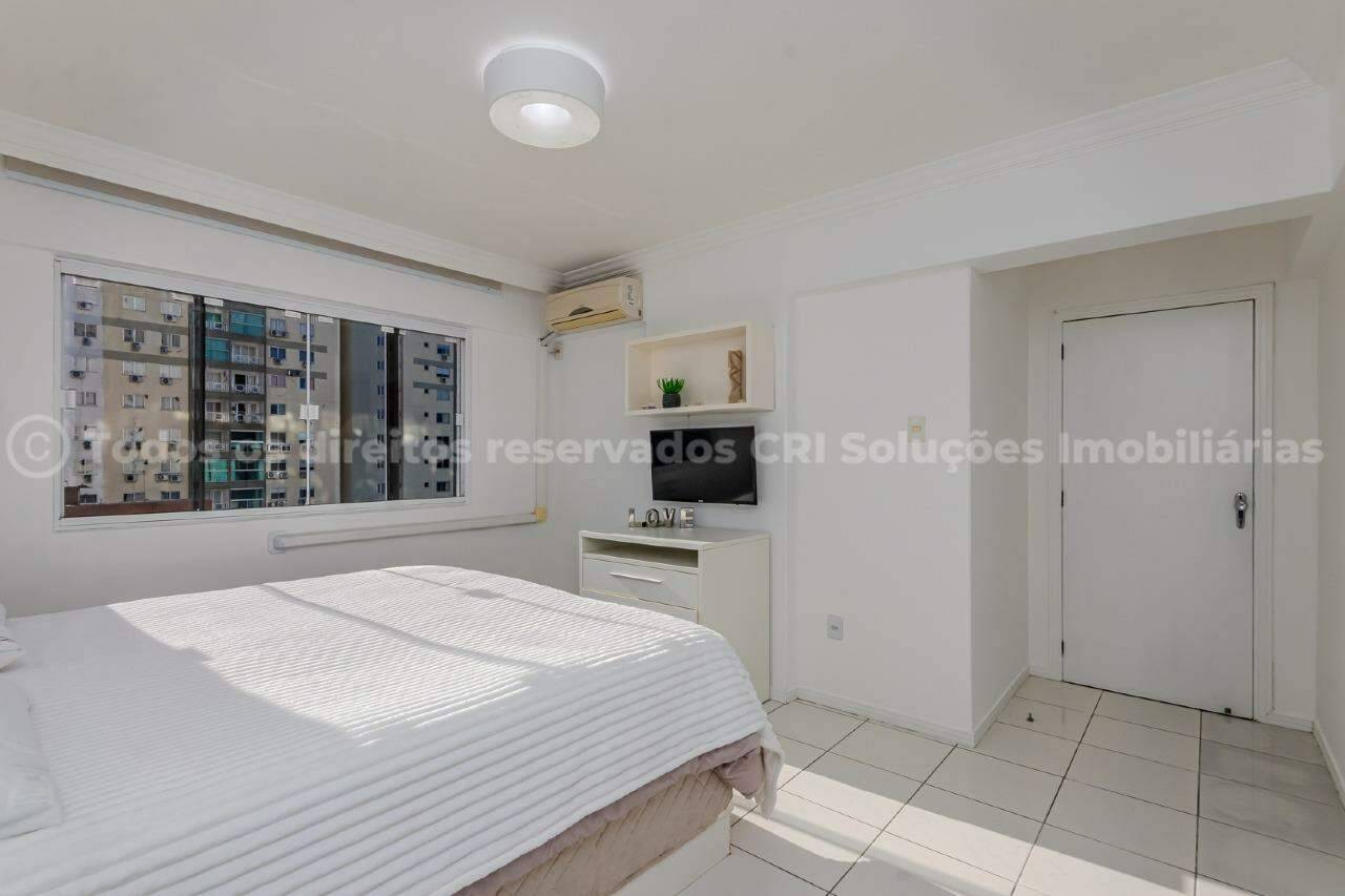 Foto do imóvel Apartamento mobiliado com 3 dormitórios no Edifício Imperatriz em Balneário Camboriú | Vida na praia