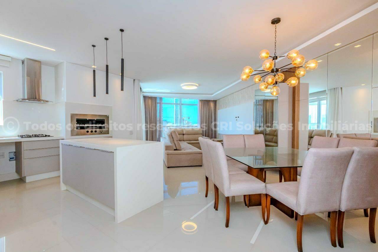 Foto do imóvel Apartamento a venda no Edifício Portinax com 03 Suítes Mobiliado no Centro de Balneário Camboriú.