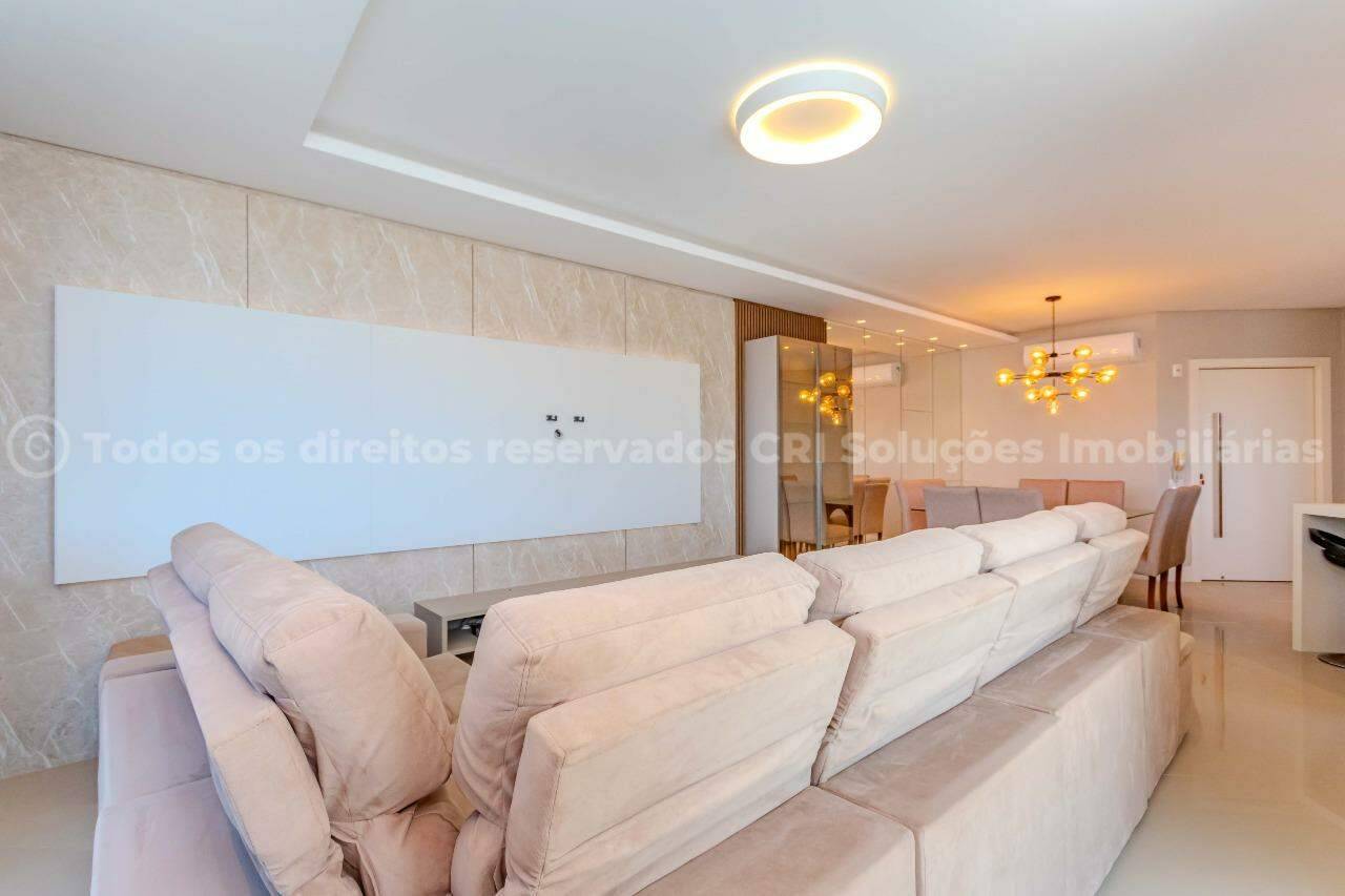 Foto do imóvel Apartamento a venda no Edifício Portinax com 03 Suítes Mobiliado no Centro de Balneário Camboriú.