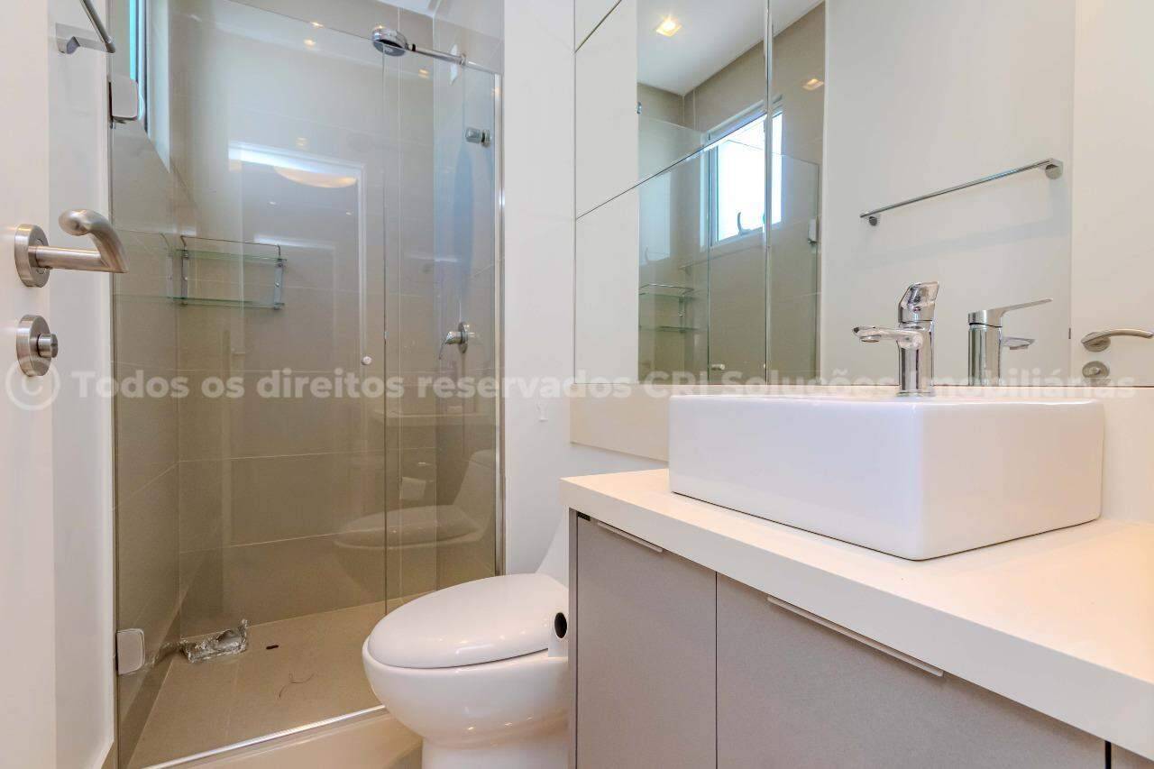 Foto do imóvel Apartamento a venda no Edifício Portinax com 03 Suítes Mobiliado no Centro de Balneário Camboriú.