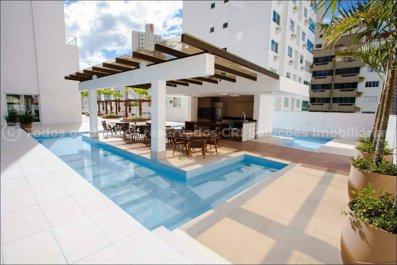 Foto do imóvel Apartamento a venda no Edifício Portinax com 03 Suítes Mobiliado no Centro de Balneário Camboriú.