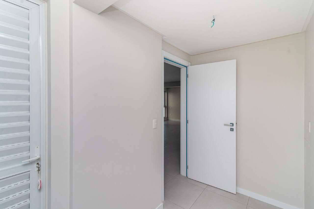 Foto do imóvel Apartamento com 02 Suites + home office á venda no Residencial Sol da Manhã no Centro em Balneário Camboriú