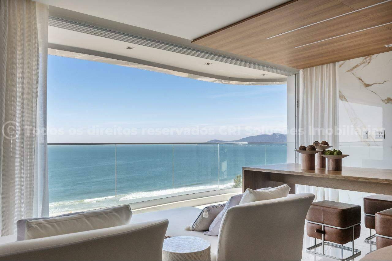 Apartamento com 210 m², 3 Suítes no Le Blanc na Praia Brava, Itajaí