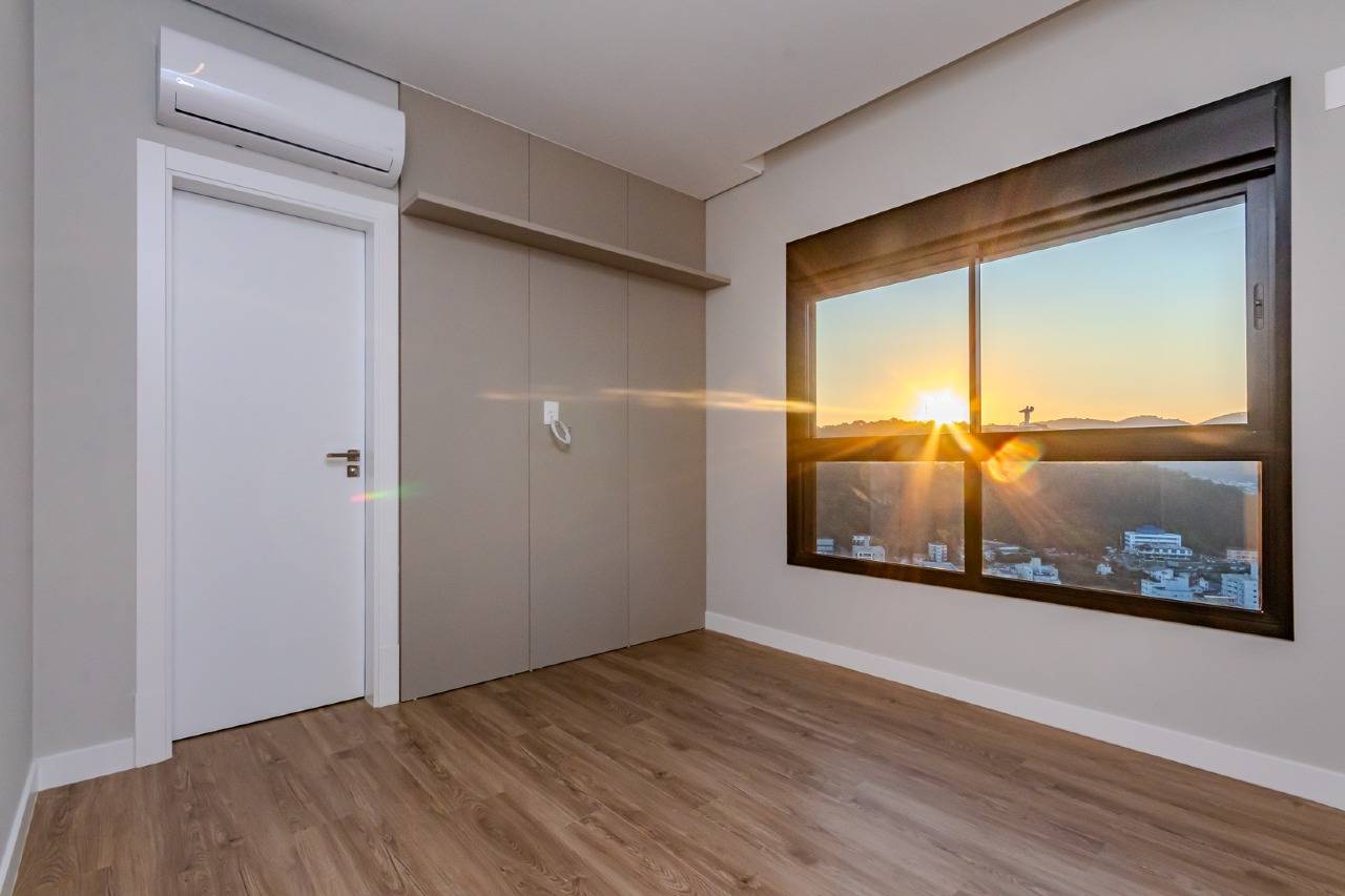 Foto do imóvel Apartamento no Edifício Soho Village á venda com 04 Dormitórios no Centro de Balneário Camboriú