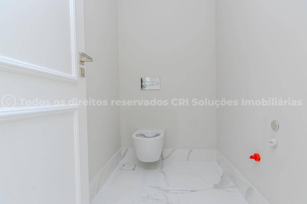Foto do imóvel Apartamento frente mar à venda no Edifício Boreal Tower com 4 suítes e 4 vagas de garagem na valorizada Barra Norte de Balneário Camboriú