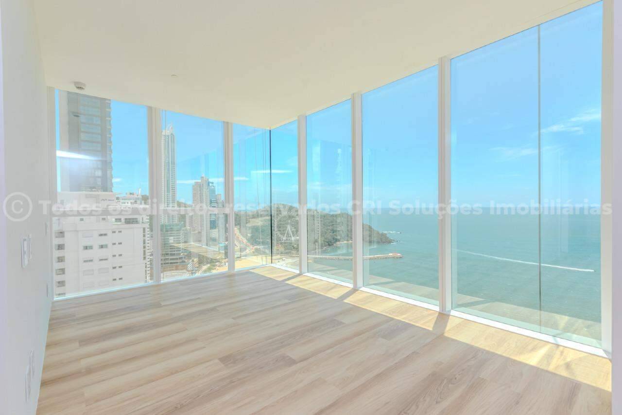 Apartamento com 4 suítes no Boreal Tower na Barra Norte emBalneário Camboriú