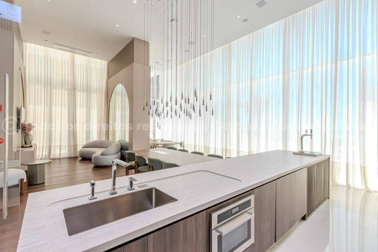 Foto do imóvel Apartamento com 4 Suítes e 4 vagas de garagem á venda no Edifício Boreal Tower, na Avenida Atlântica de Balneário Camboriú