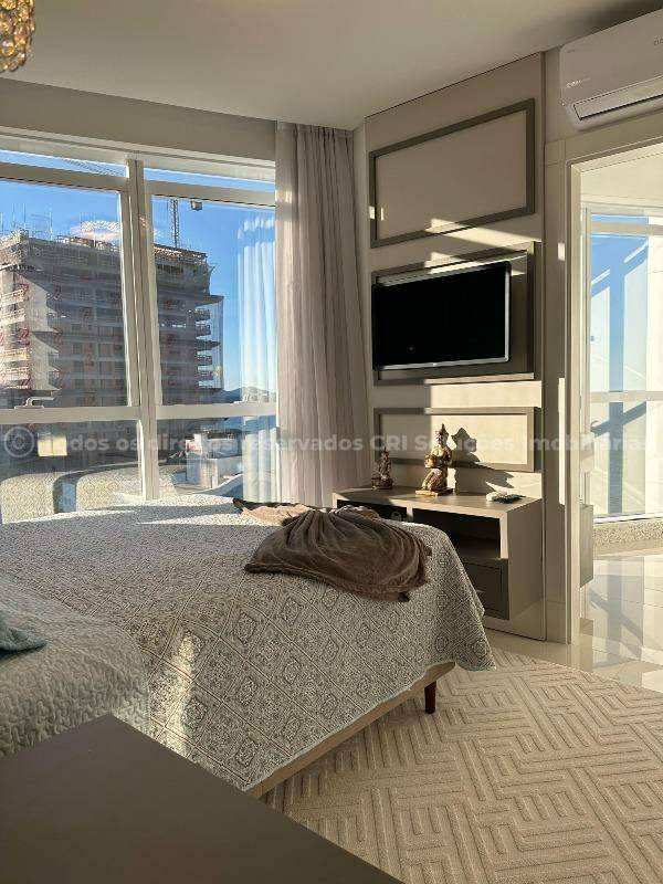 Foto do imóvel Apartamento Alto Padrão com Vista Mar e 4 Suítes no Dubai Tower – Meia Praia, Itapema/SC