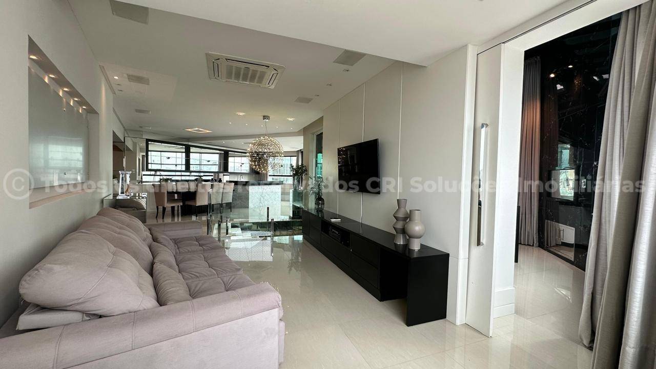 Foto do imóvel Apartamento de 4 Suítes mobiliado no Edifício Grand Royale em Balneário Camboriú | Vida na praia