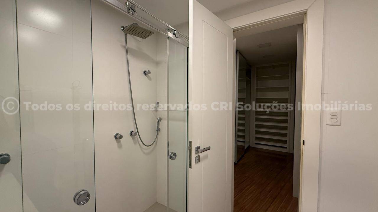 Foto do imóvel Apartamento de 4 Suítes mobiliado no Edifício Grand Royale em Balneário Camboriú | Vida na praia
