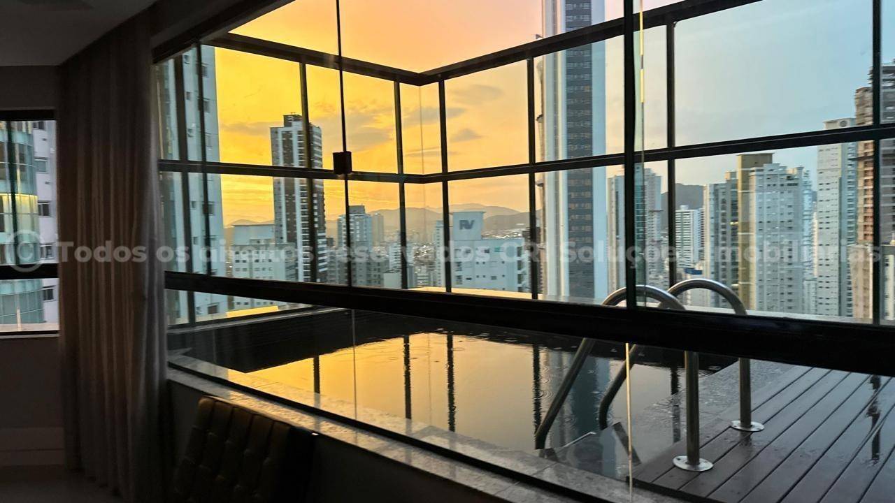 Foto do imóvel Apartamento de 4 Suítes mobiliado no Edifício Grand Royale em Balneário Camboriú | Vida na praia