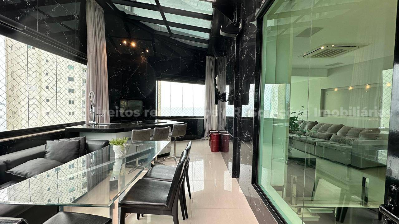 Foto do imóvel Apartamento de 4 Suítes mobiliado no Edifício Grand Royale em Balneário Camboriú | Vida na praia