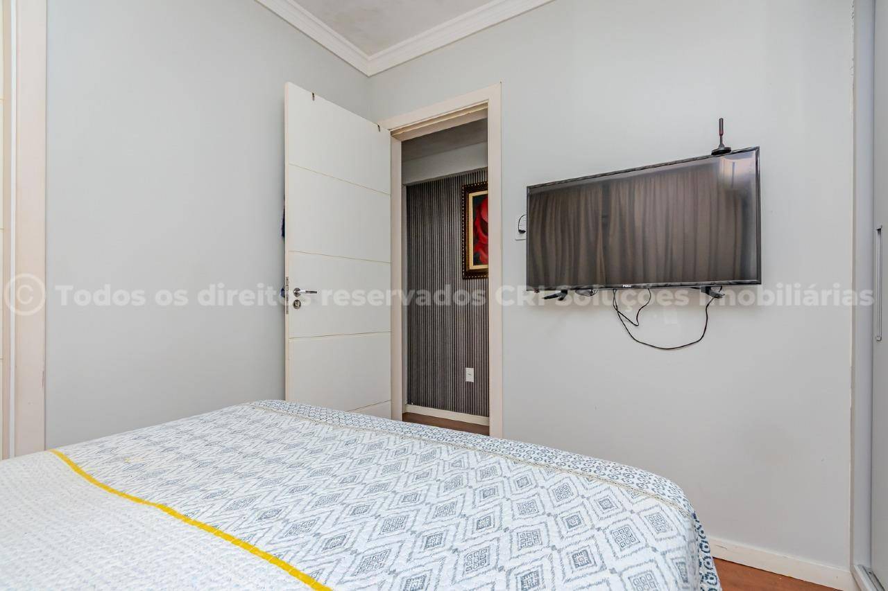 Foto do imóvel Apartamento à venda com 2 suítes e 1 vaga de garagem na famosa Avenida Atlântica, no centro de Balneário Camboriú.