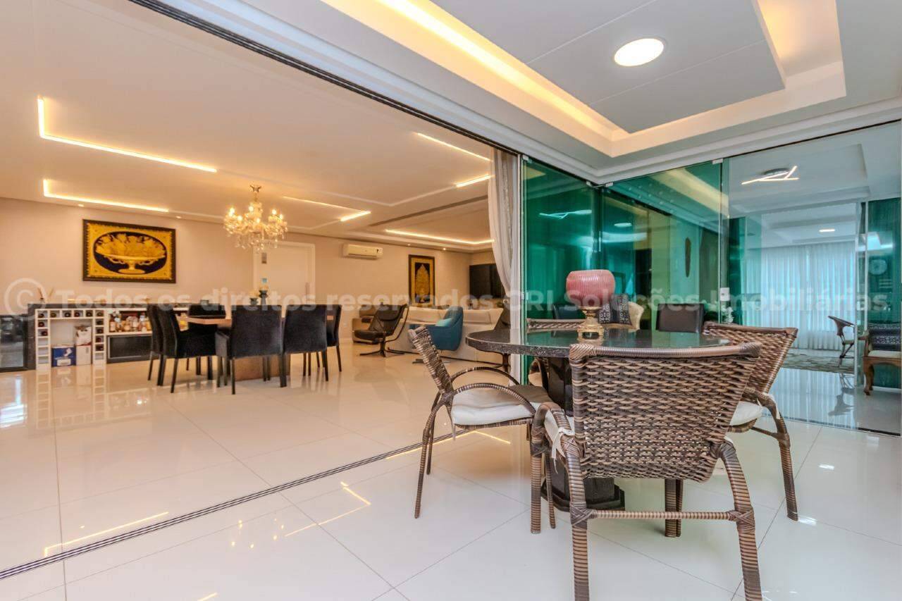 Foto do imóvel Apartamento 5 Suítes no Edifício Imperial Palace Meia Praia Itapema