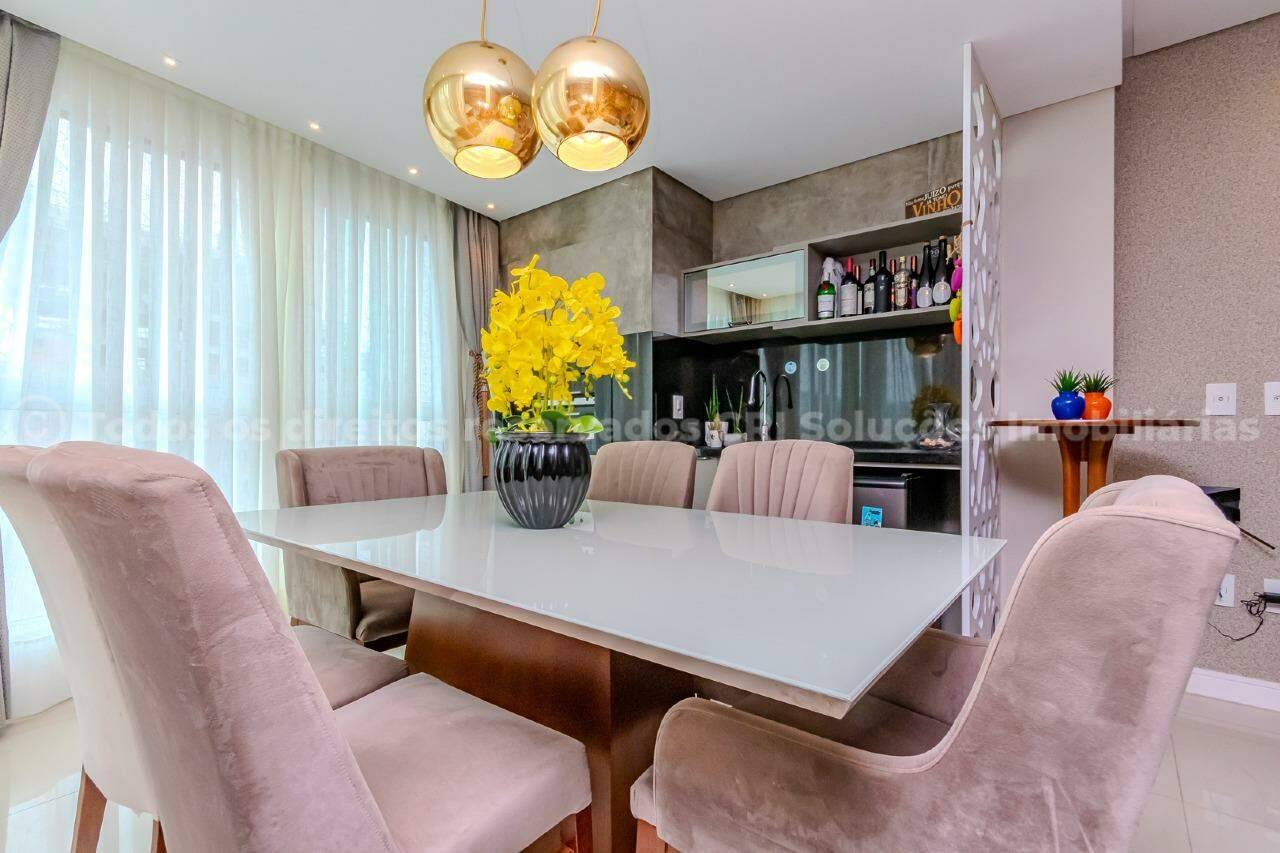 Foto do imóvel Apartamento Mobiliado á venda com 03 Suítes no Edifício Império das Ondas em Balneário Camboriú