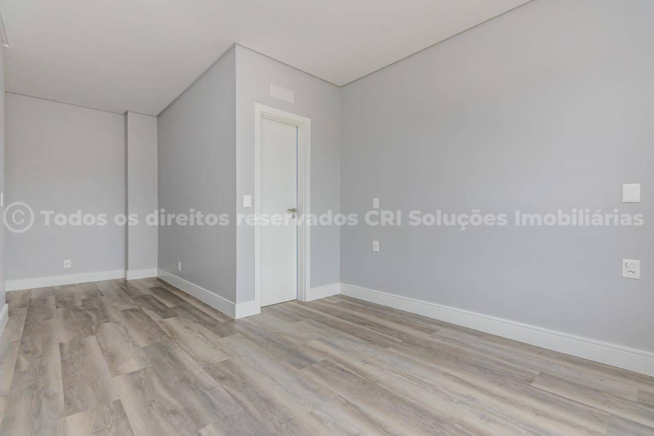 Foto do imóvel Apartamento diferenciado a venda com 03 Quartos no Edificio Dusseldorf em Itajai na Praia Brava