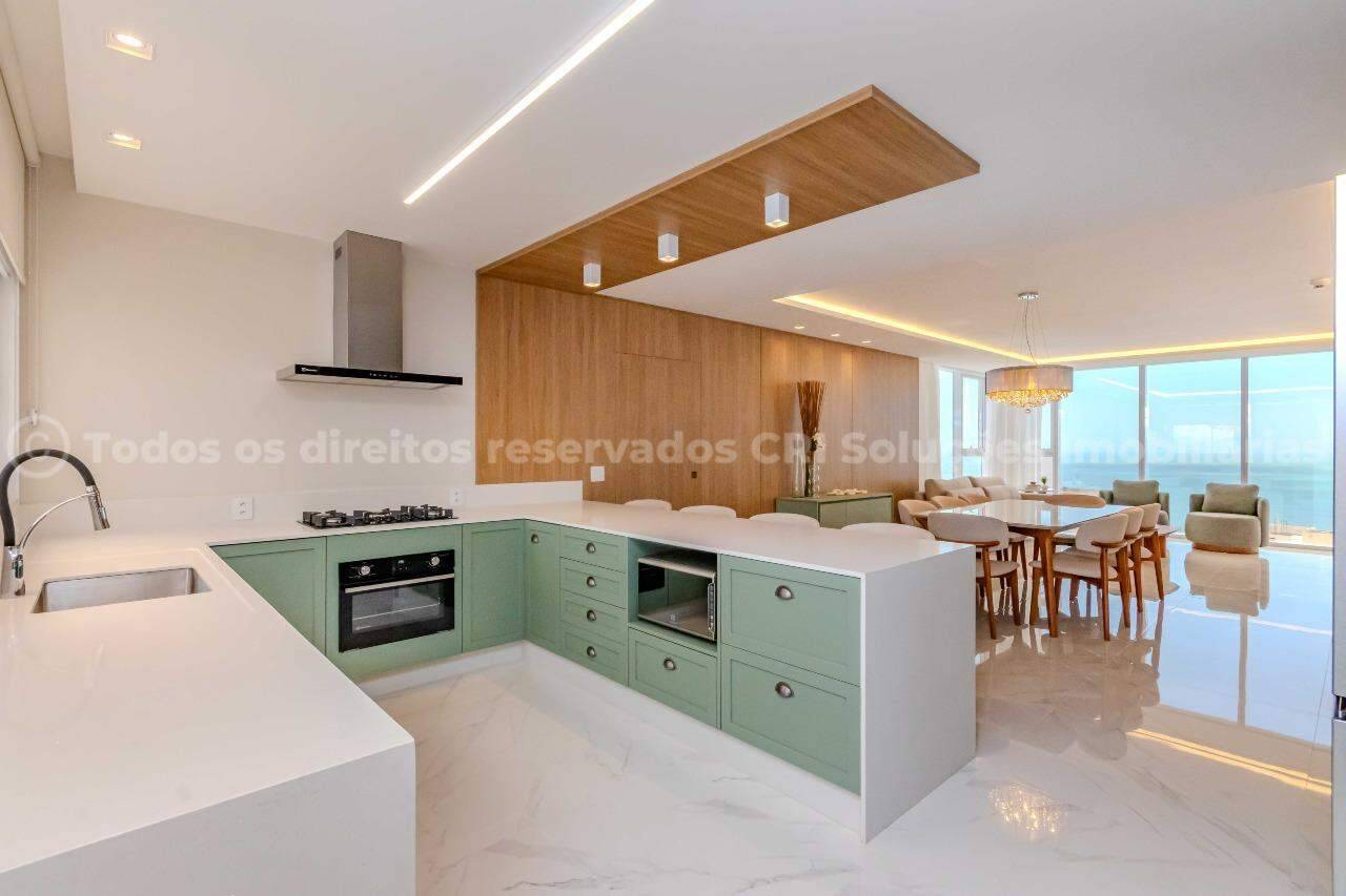 Foto do imóvel Apartamento finamente mobiliado à venda com 4 suítes e 4 vagas de garagem no Grand Place Tower da FG, no coração de Balneário Camboriú.