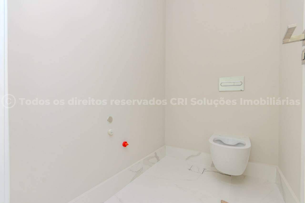 Foto do imóvel Apartamento frente-mar à venda com 4 suítes, 4 vagas de garagem e vista para a FG Big Wheel, no Boreal Tower, na Barra Norte de Balneário Camboriú