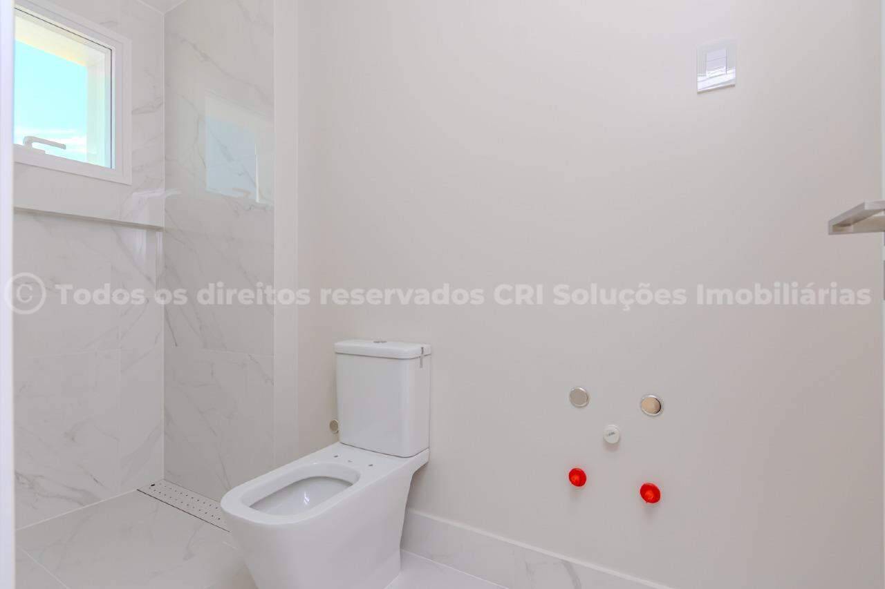 Foto do imóvel Apartamento frente-mar à venda com 4 suítes, 4 vagas de garagem e vista para a FG Big Wheel, no Boreal Tower, na Barra Norte de Balneário Camboriú