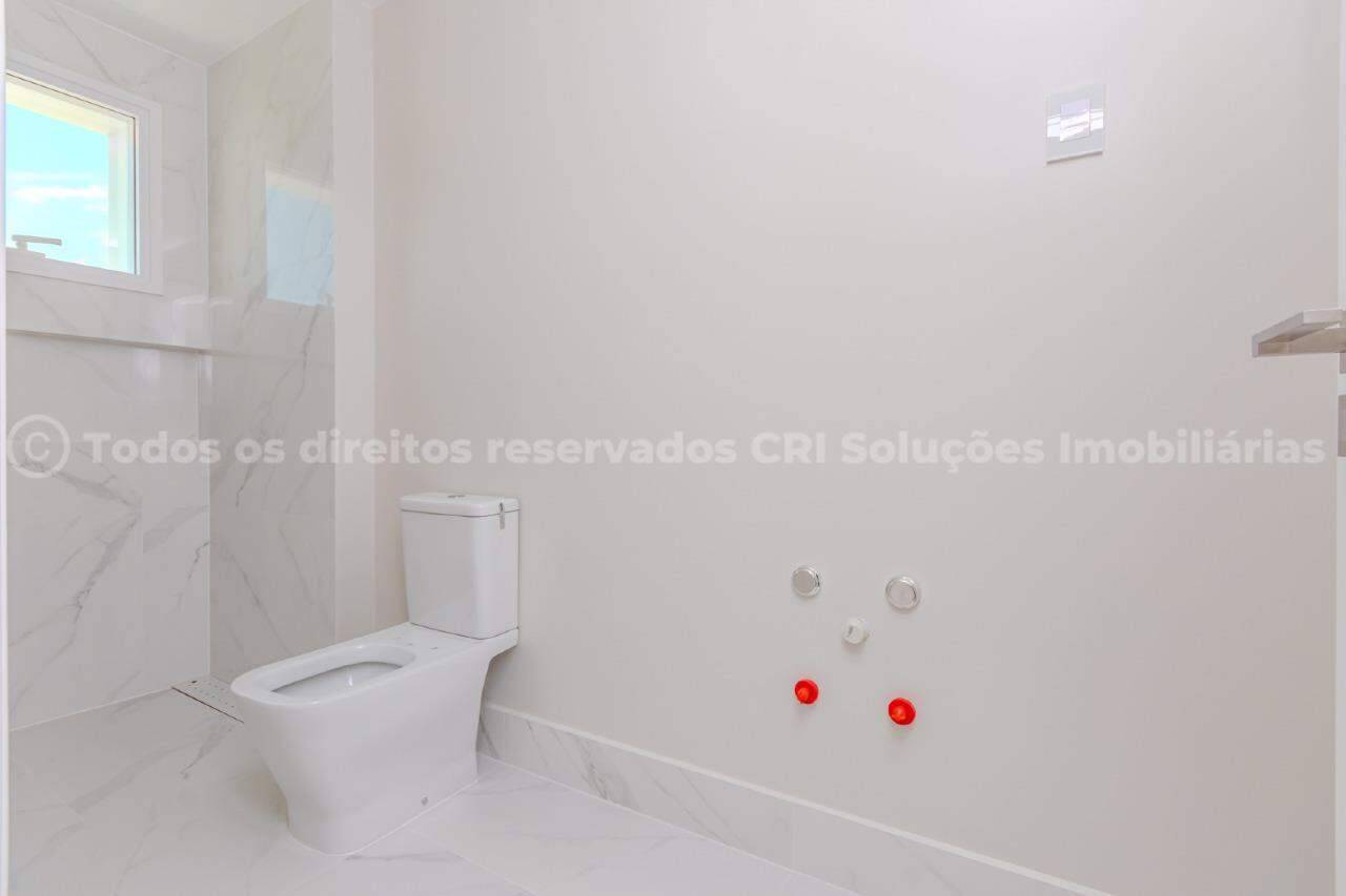 Foto do imóvel Apartamento frente-mar à venda com 4 suítes, 4 vagas de garagem e vista para a FG Big Wheel, no Boreal Tower, na Barra Norte de Balneário Camboriú