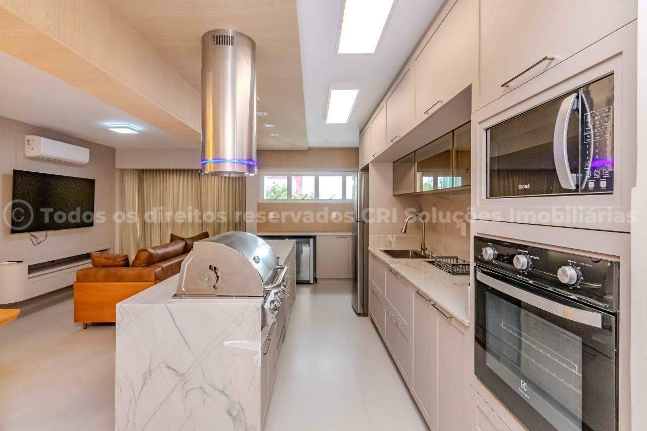 Foto do imóvel Apartamento com 3 dormitórios no Edifício Albany em Balneário Camboriú