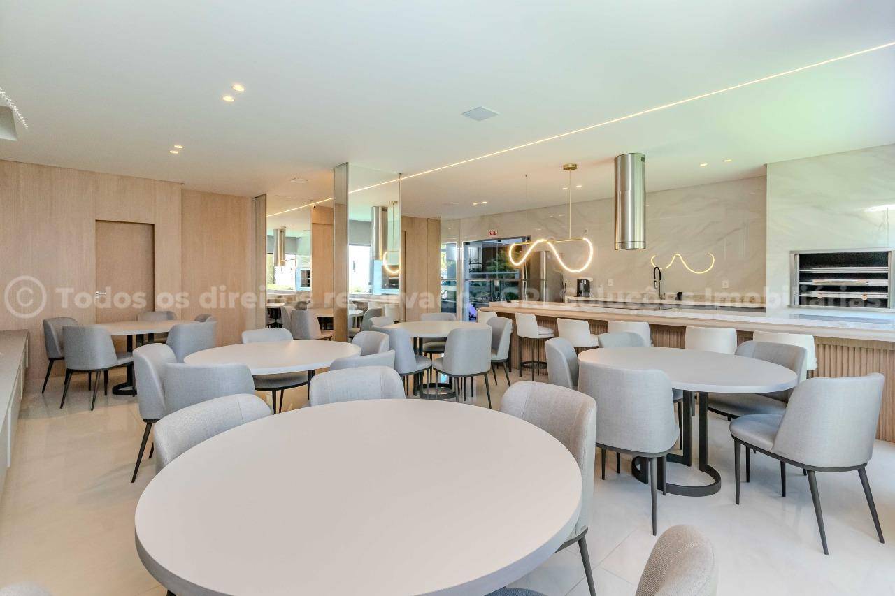 Foto do imóvel Apartamento Mobiliado a 200m do Mar com 2 Quartos, 1 Suíte, 2 Banheiros, Lazer e 1 Vaga no Privilége Residence
