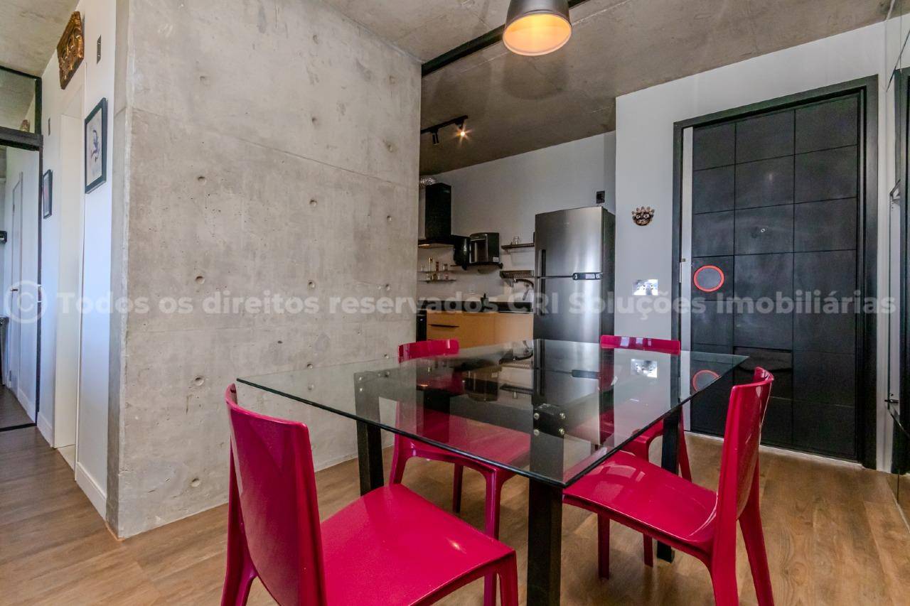 Apartamento Mobiliado com 2 Quartos no Edifício MaxHaus na Praia Brava em Itajaí