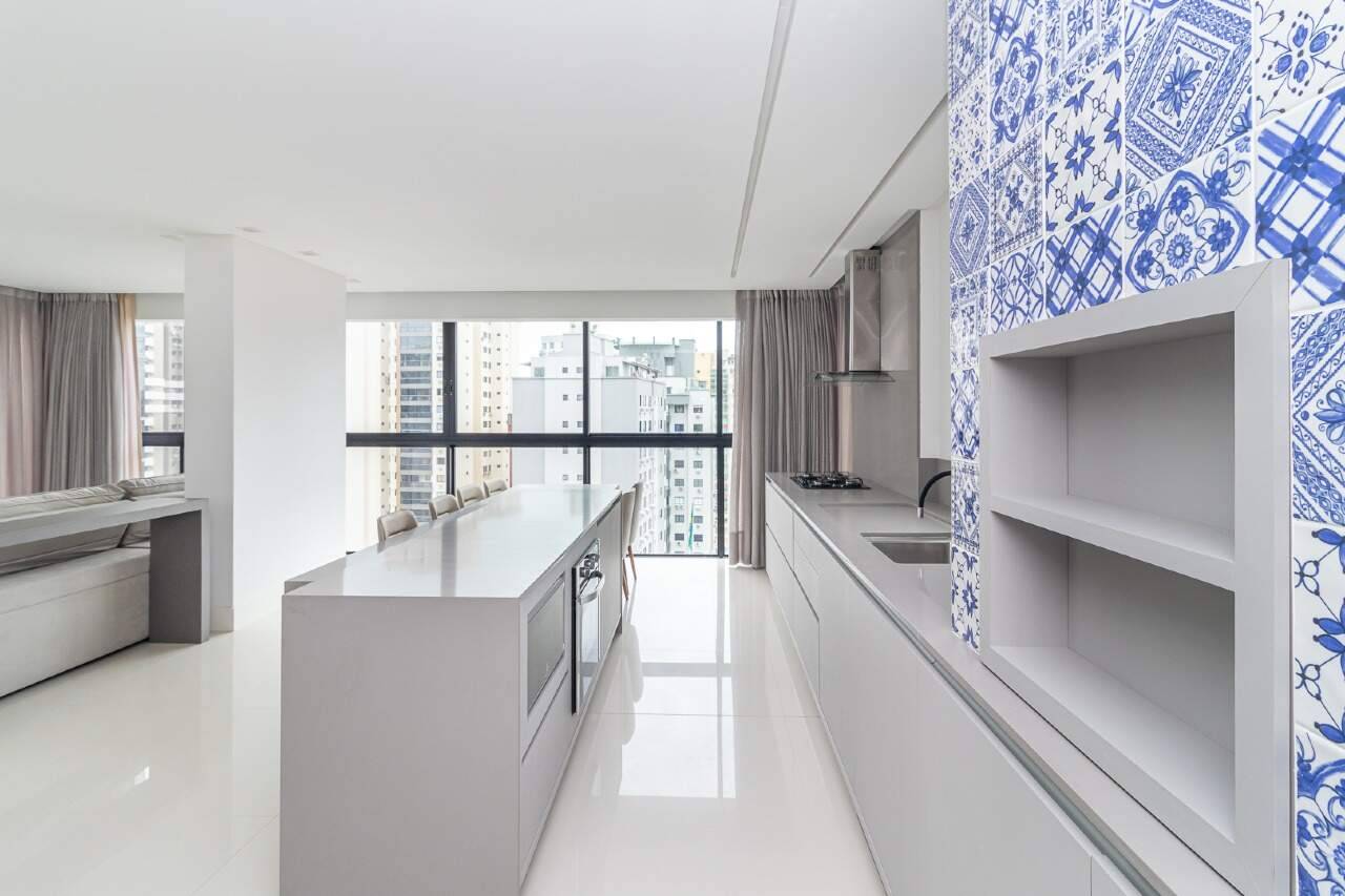 Foto do imóvel Apartamento 3 suítes mobiliado no Boulevard Brasil Balneário Camboriú