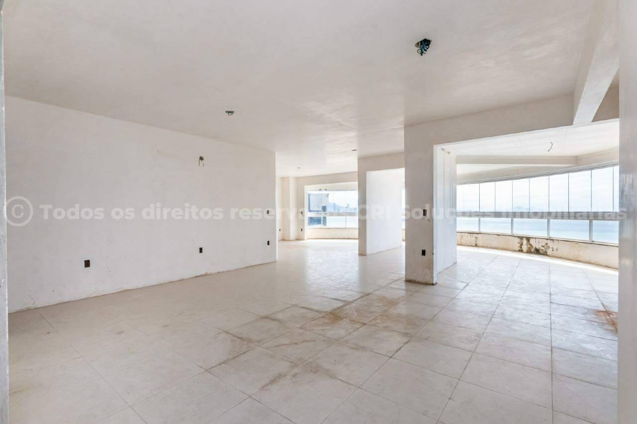 Foto do imóvel Apartamento Vista Mar com 04 Dormitórios á venda no Edifício Princess em Balneário Camboriú