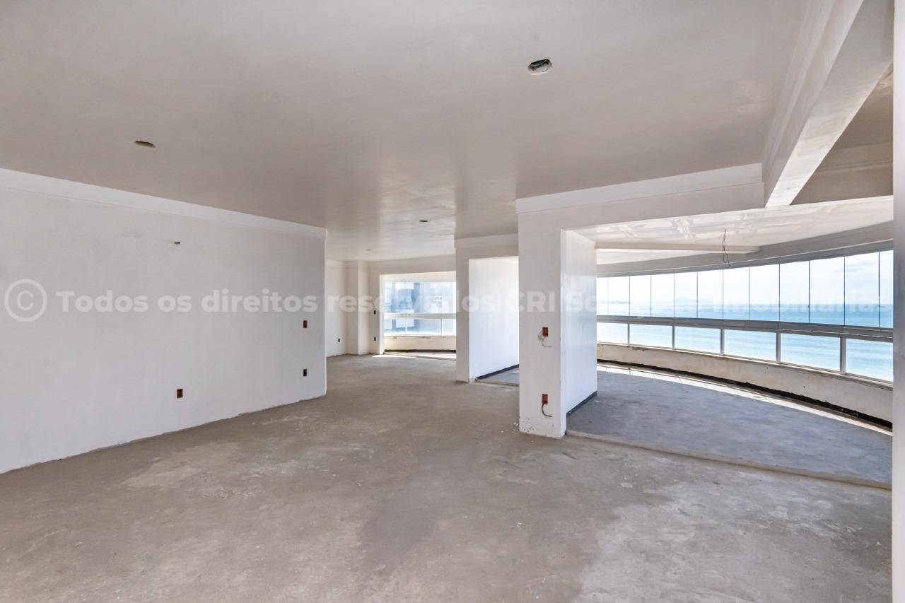 Foto do imóvel Apartamento com 04 Dormitórios Vista Mar á venda no Edifício Princess em Balneário Camboriú