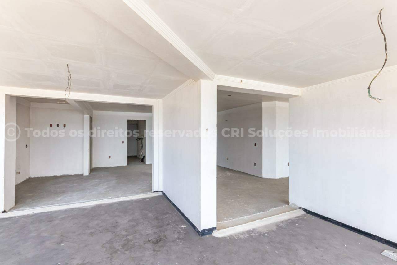 Foto do imóvel Apartamento com 04 Dormitórios Vista Mar á venda no Edifício Princess em Balneário Camboriú