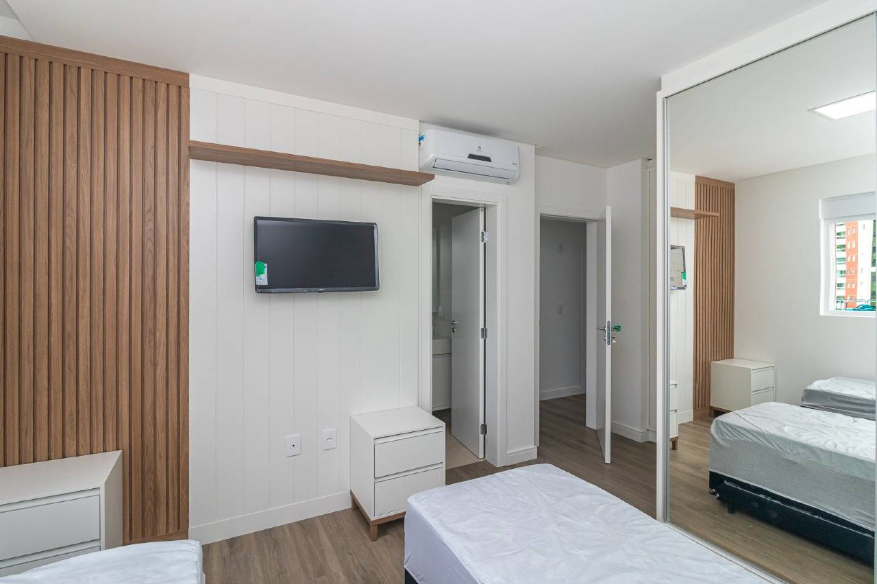 Foto do imóvel Apartamento Mobiliado com 04 suítes no Italian em Balneário Camboriú.